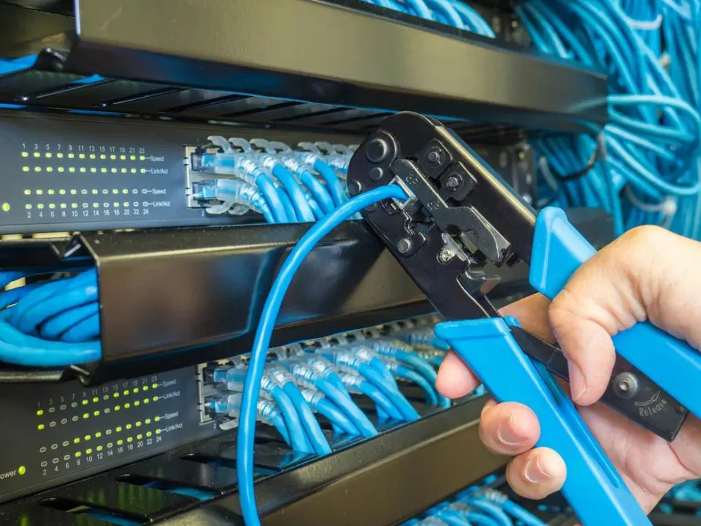 Câblage réseau informatique